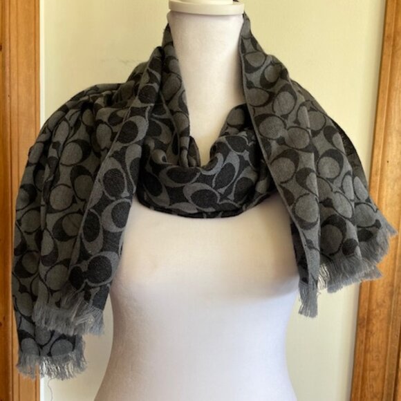 COACH Signature C Black Gray Reversible Scarf with Fringe - Picture 7 of 14